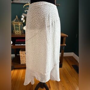 Zenana Outfitters Black and White High Low Skirt